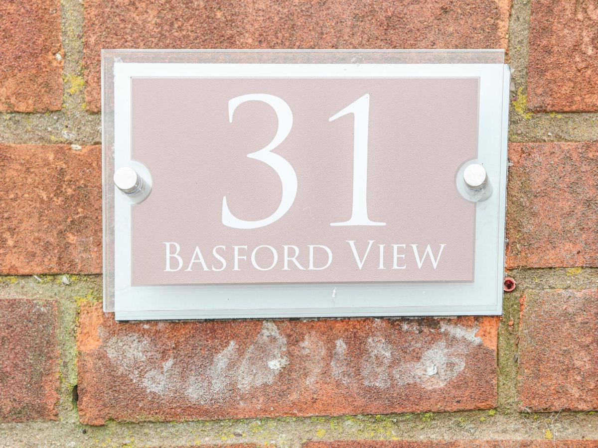 Villa Basford View Cheddleton Exterior foto